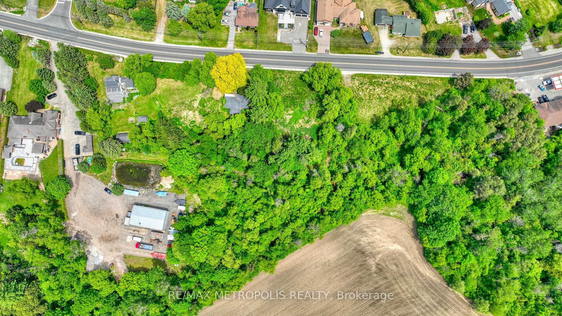 4605 Lloydtown Aurora Road photo 3