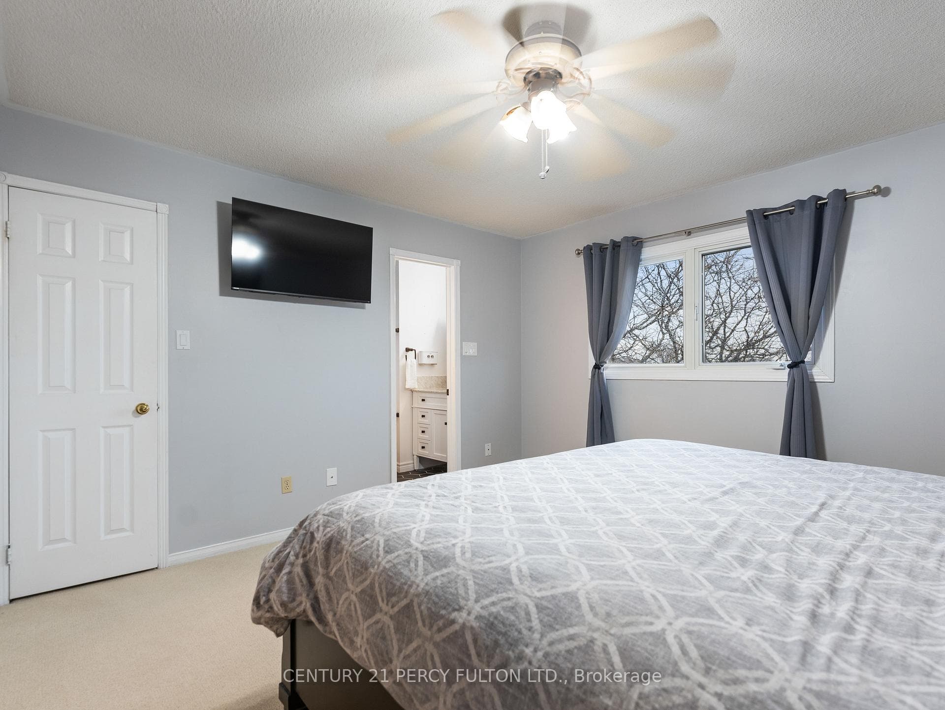 916 Rambleberry Avenue photo 26
