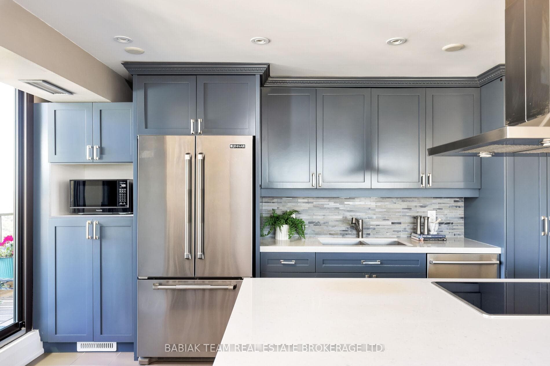 50 Quebec Avenue Unit Ph 7 photo 10