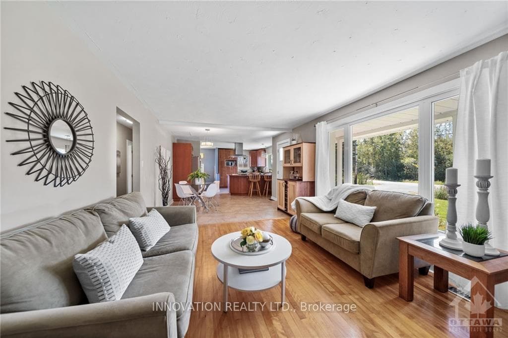 5297 FARMERS Way photo 13