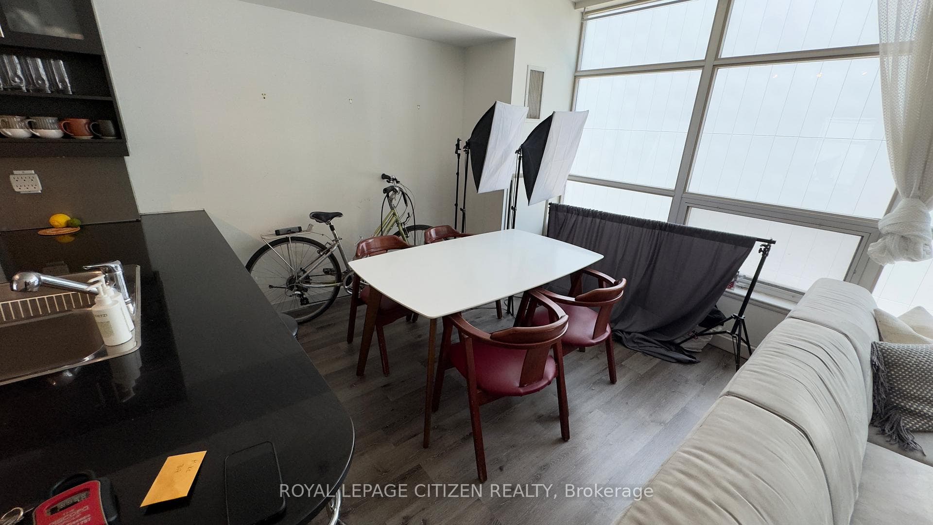 350 Wellington Street Unit 317 photo 13
