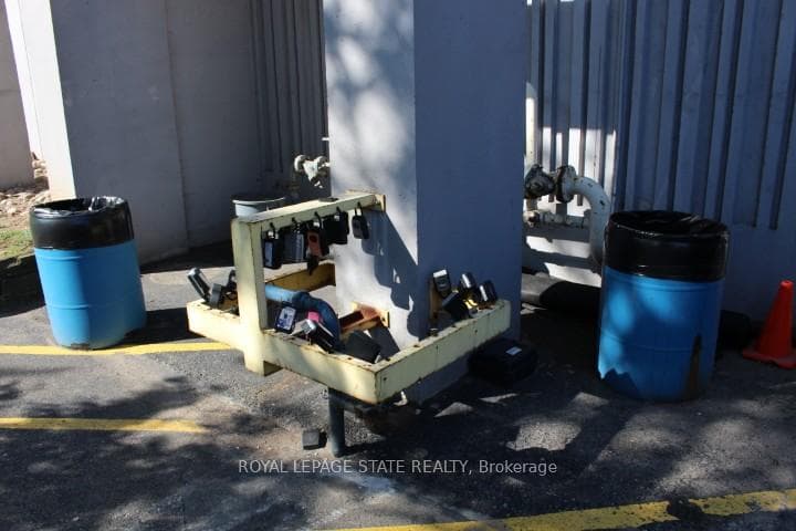 150 Charlton Avenue Unit 1507 photo 20