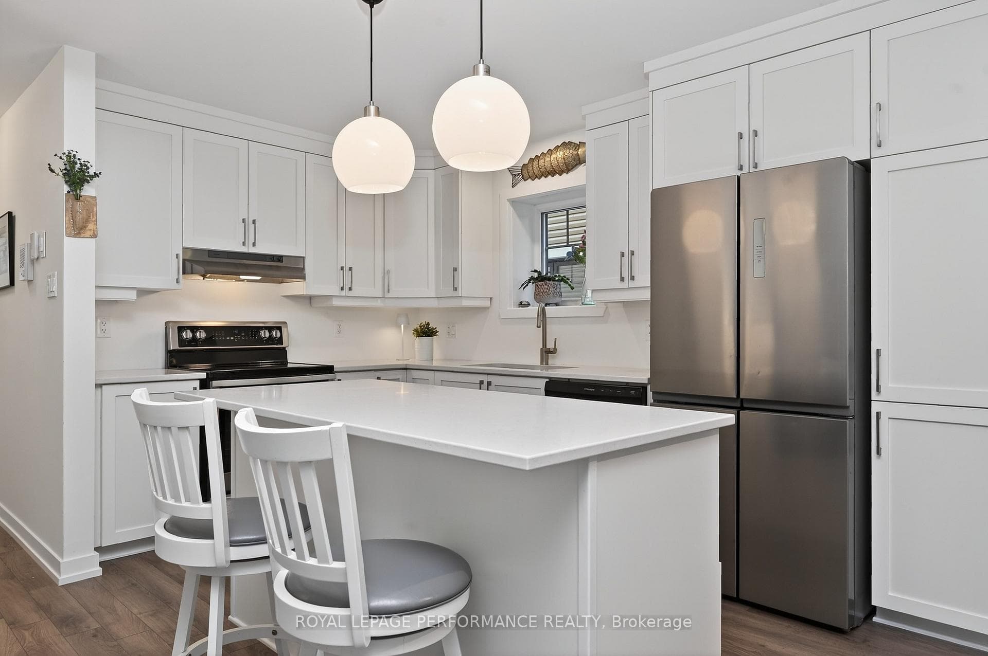 83 St Moritz Trail Unit 202 photo 8