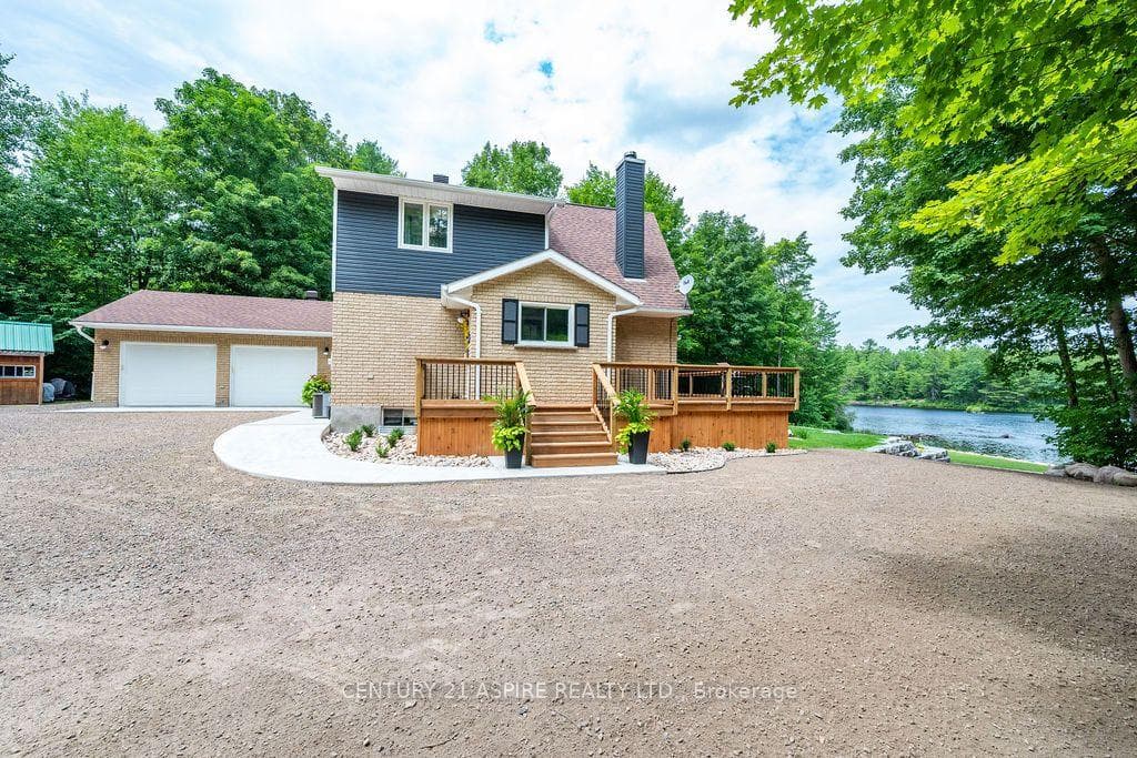 978 Rantz Road photo 4