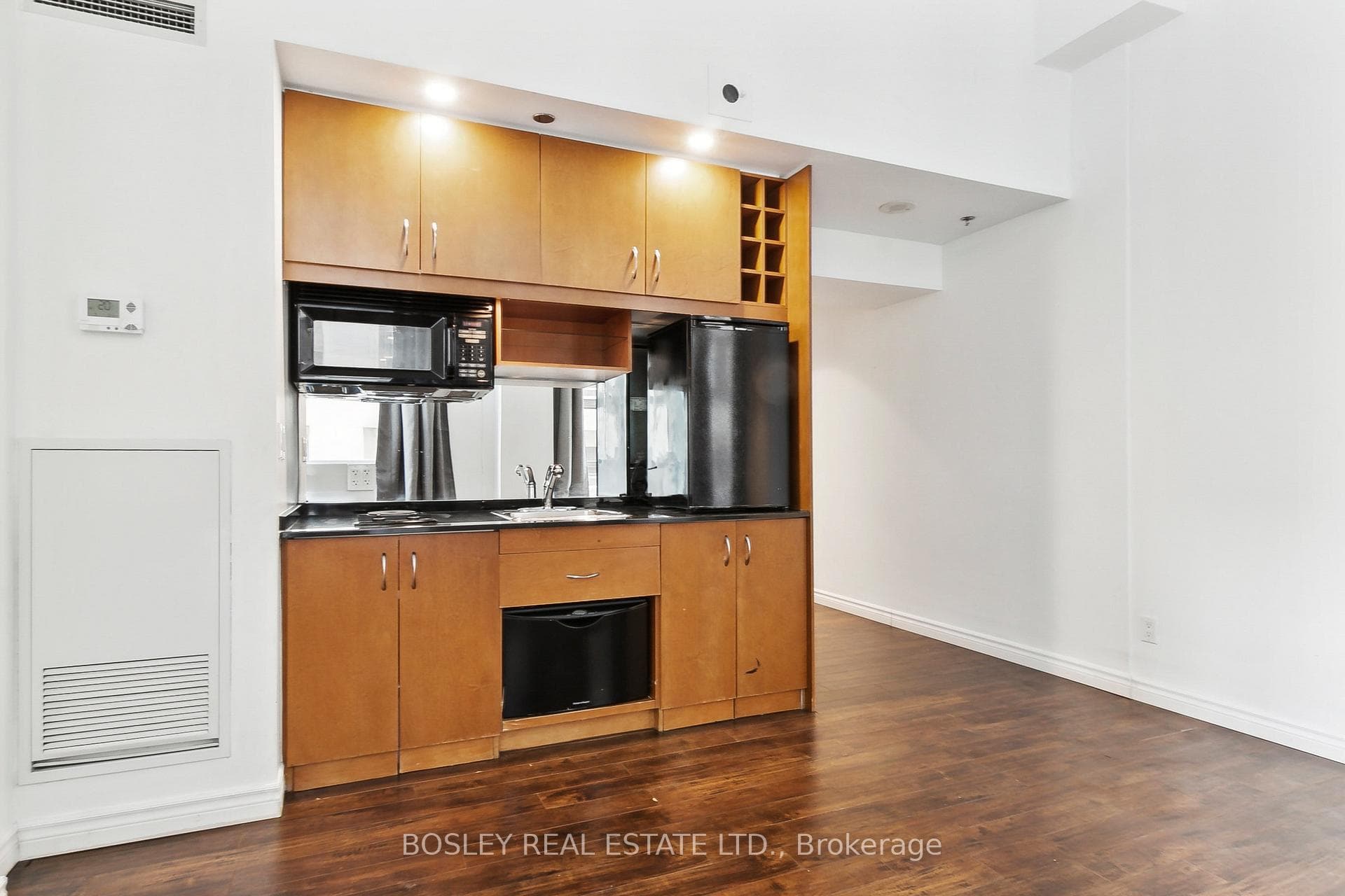 1 King Street Unit 517 photo 17