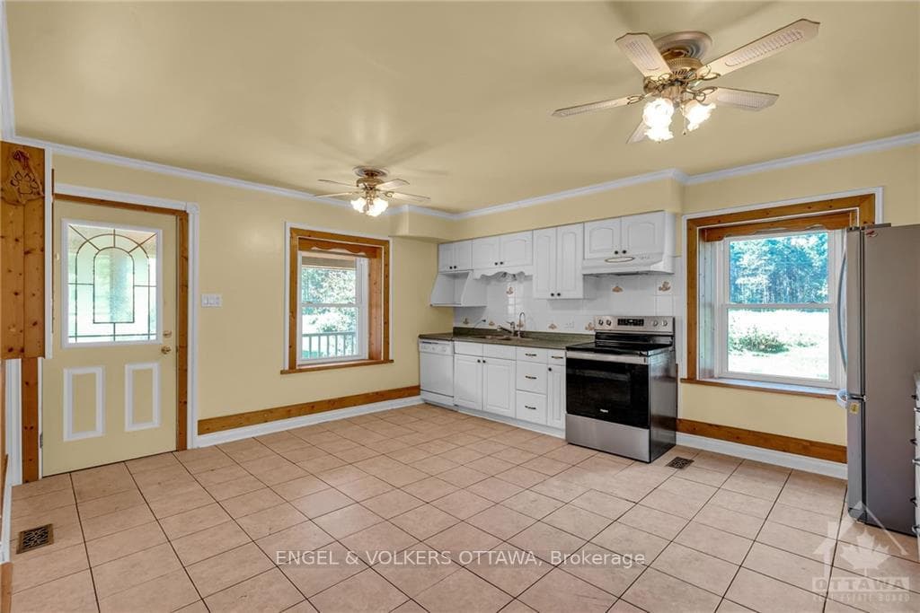 9058 HIGHWAY 511 Road photo 5