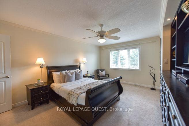 30 Taylor Court photo 37