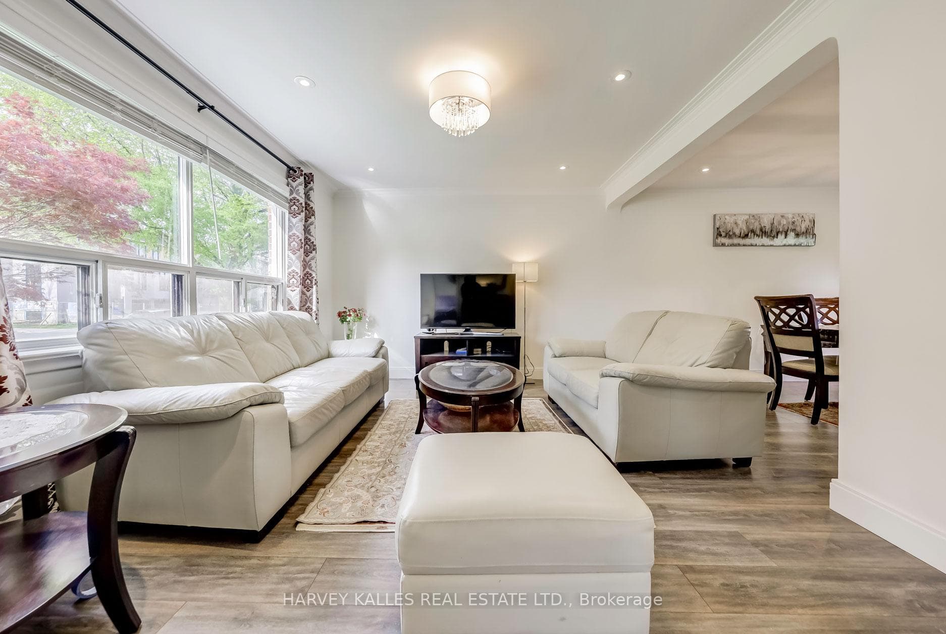 103 Centre Avenue photo 8