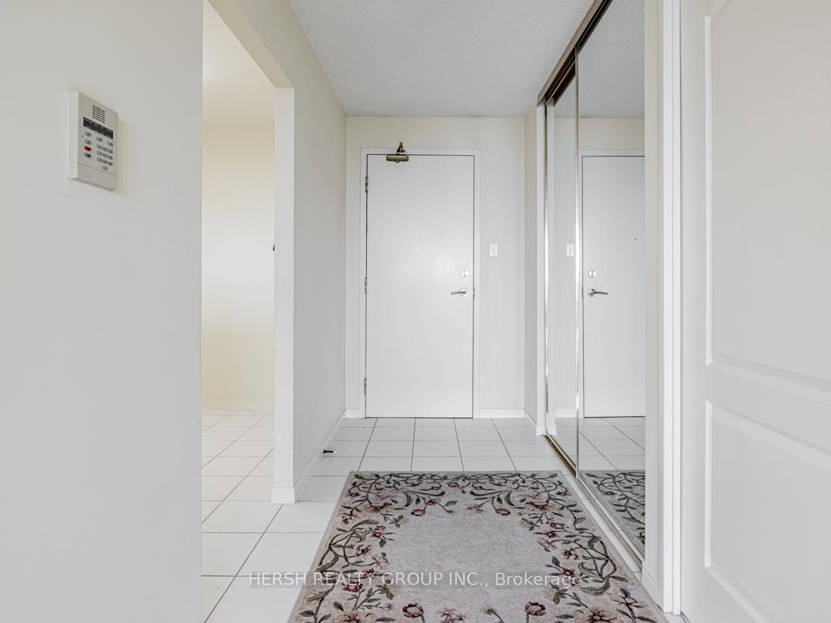 11 TOWNSGATE Drive Unit 1203 photo 3