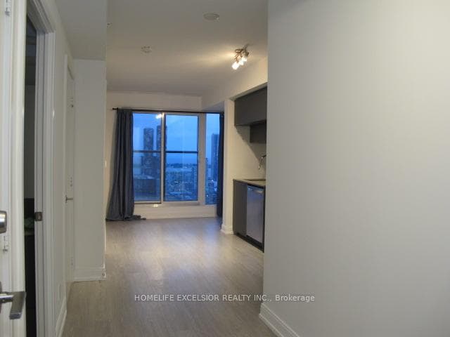 181 Dundas Street Unit 4307 photo 6
