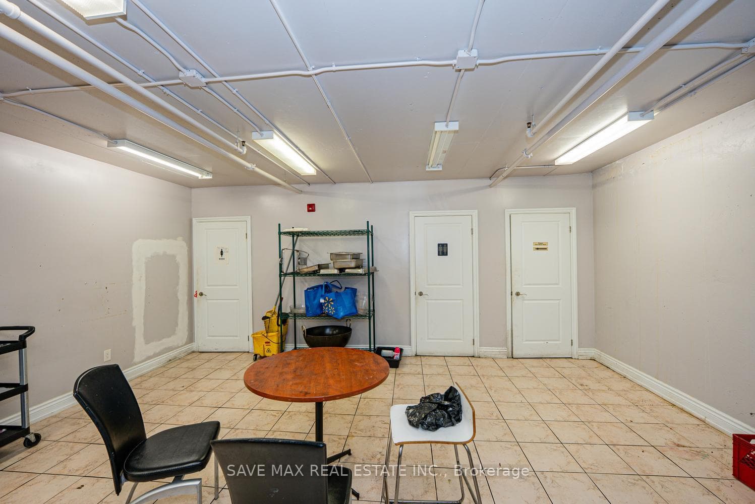 918 Dundas Street Unit C2-C3 photo 44