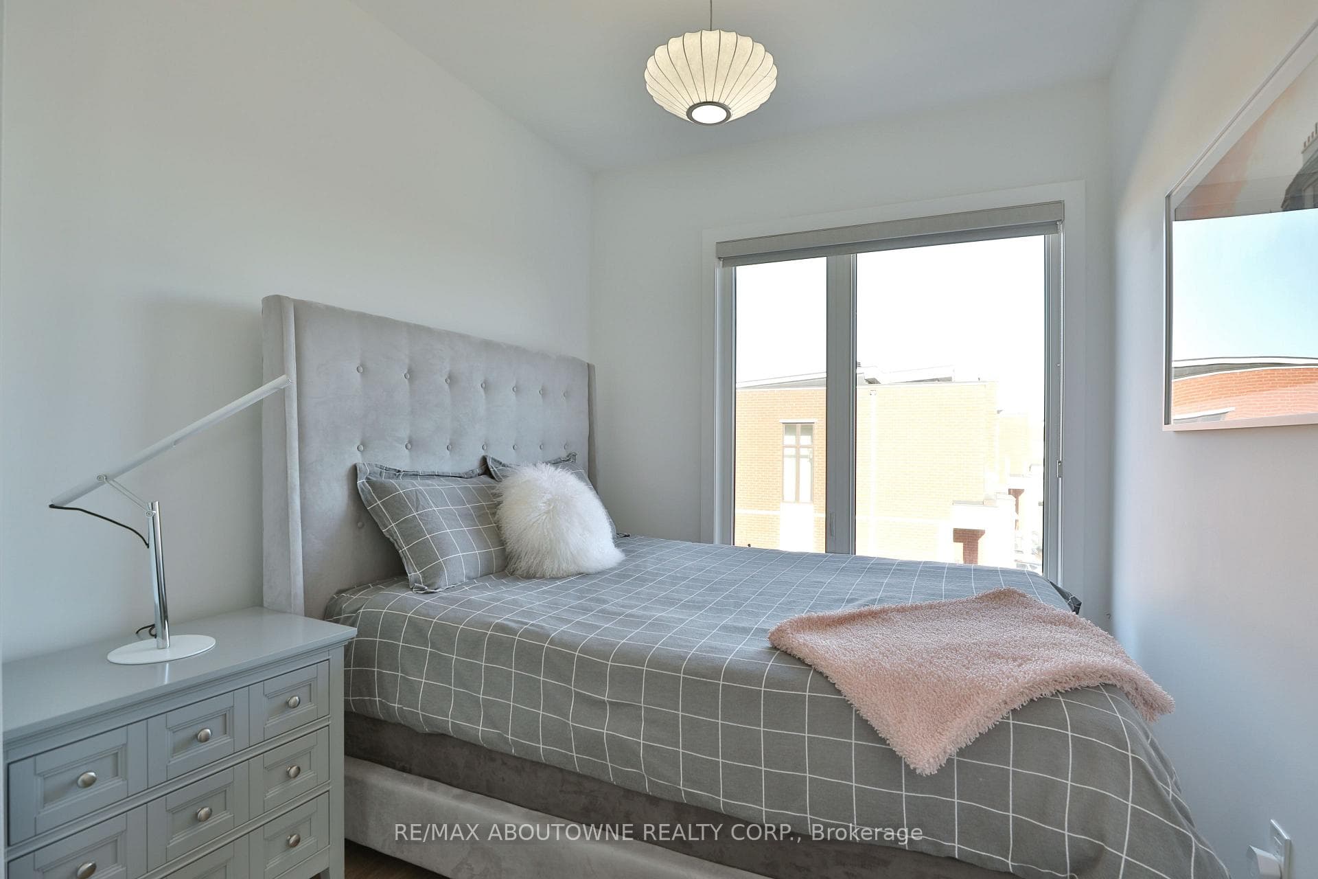 220 VELLWOOD Common photo 18