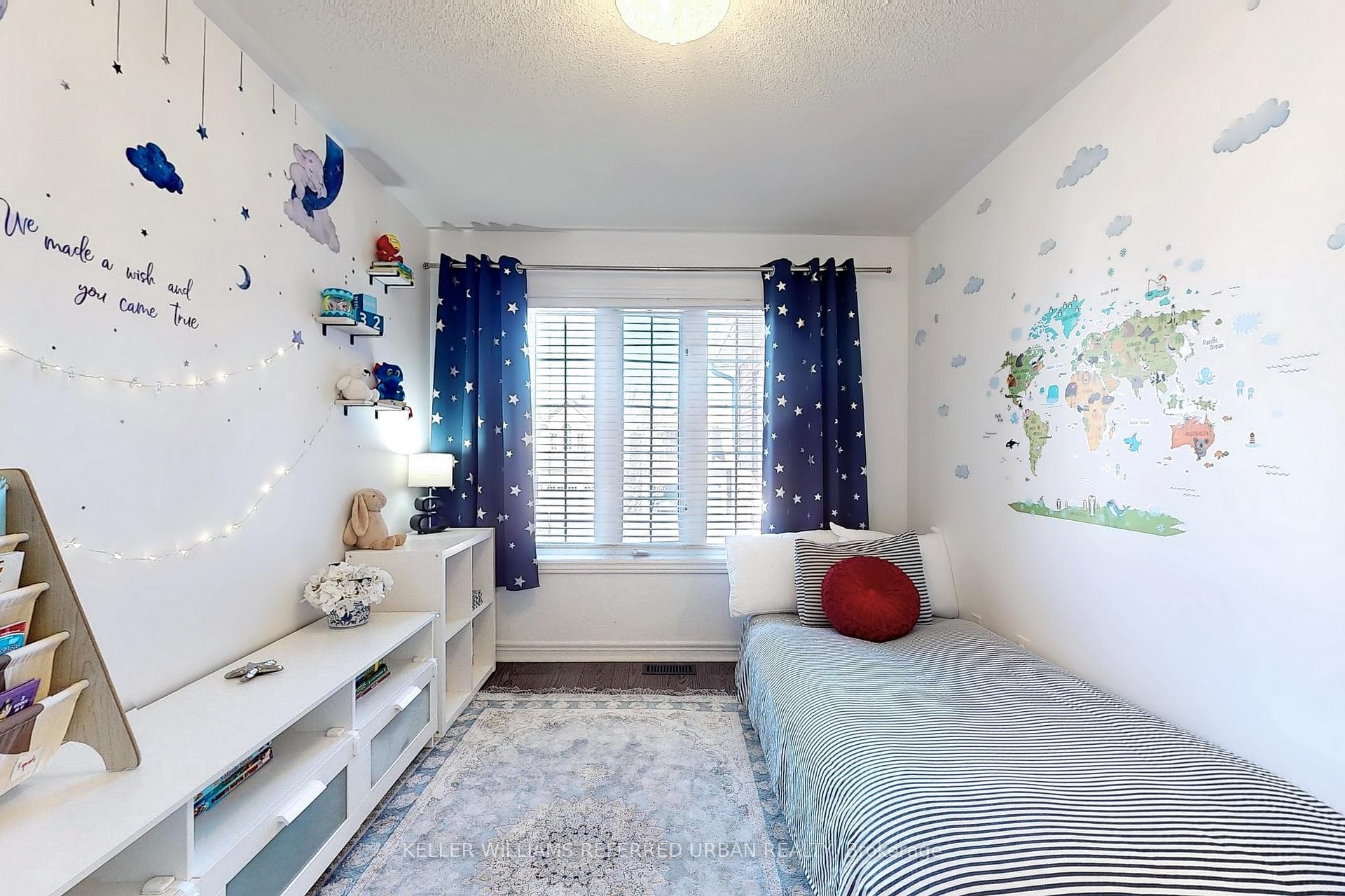 25 Holly Drive photo 32