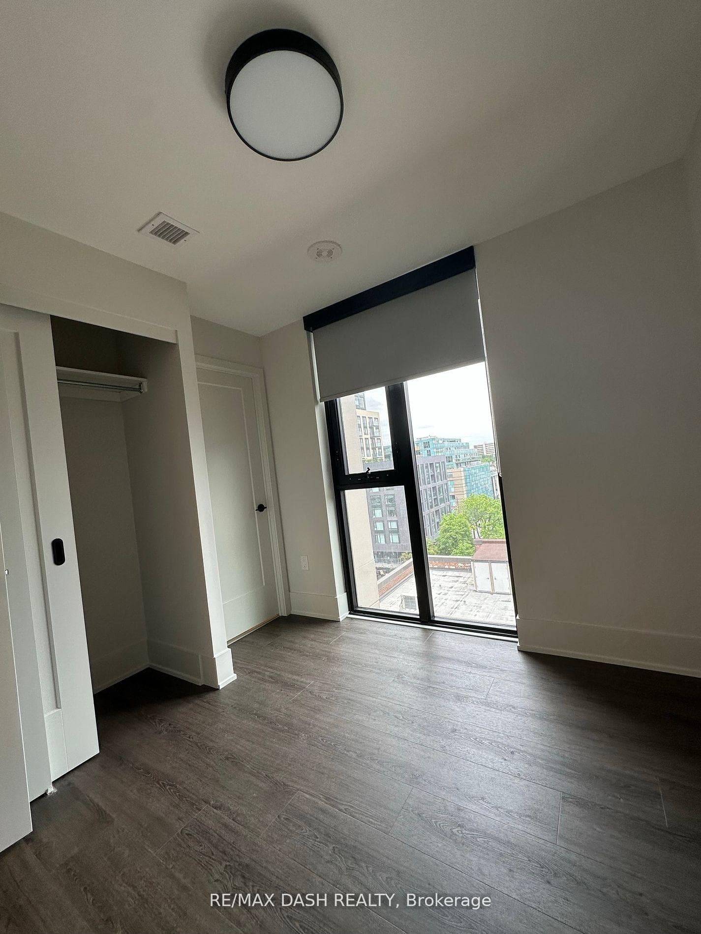 123 Portland Street Unit 802 photo 5