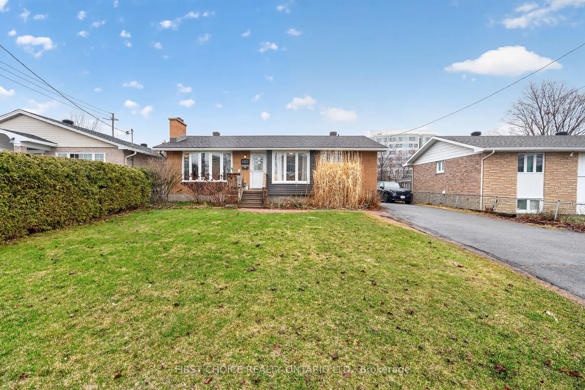 1307 Aurele Street photo 1