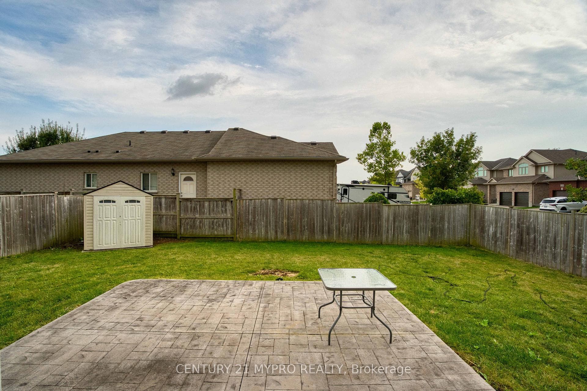 1235 Oakcrossing Road photo 40