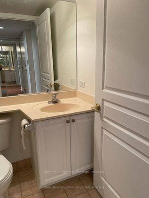 15 Northtown Way Unit 818 photo 11