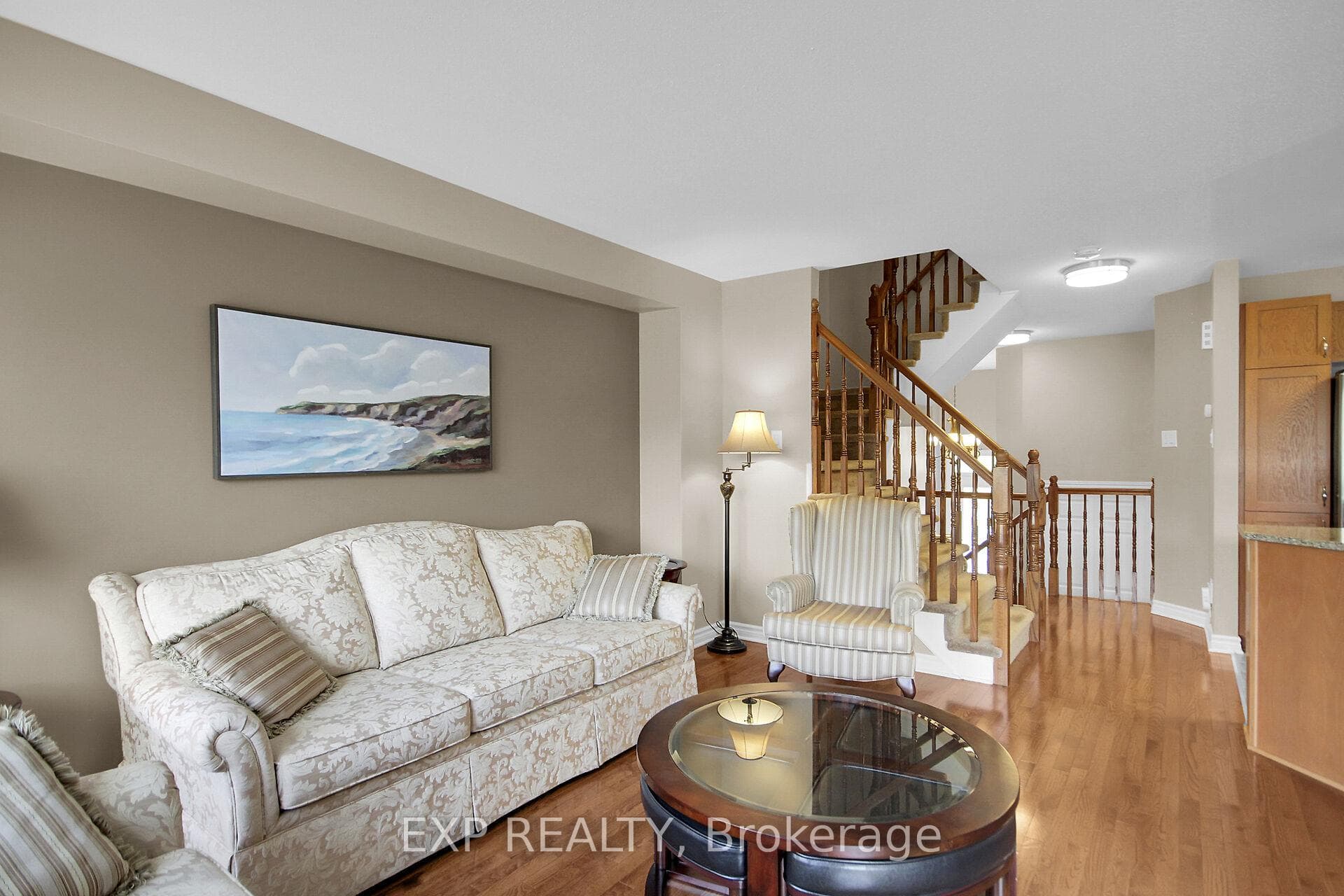 164 Parkrose Private photo 2
