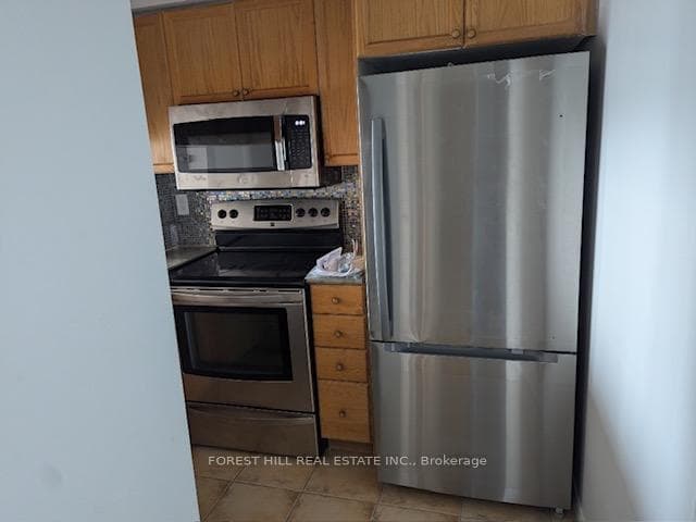 909 Bay Street Unit 2503 photo 4