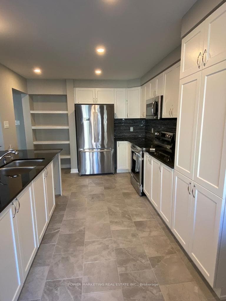 507 NORDMANN FIR Court photo 3