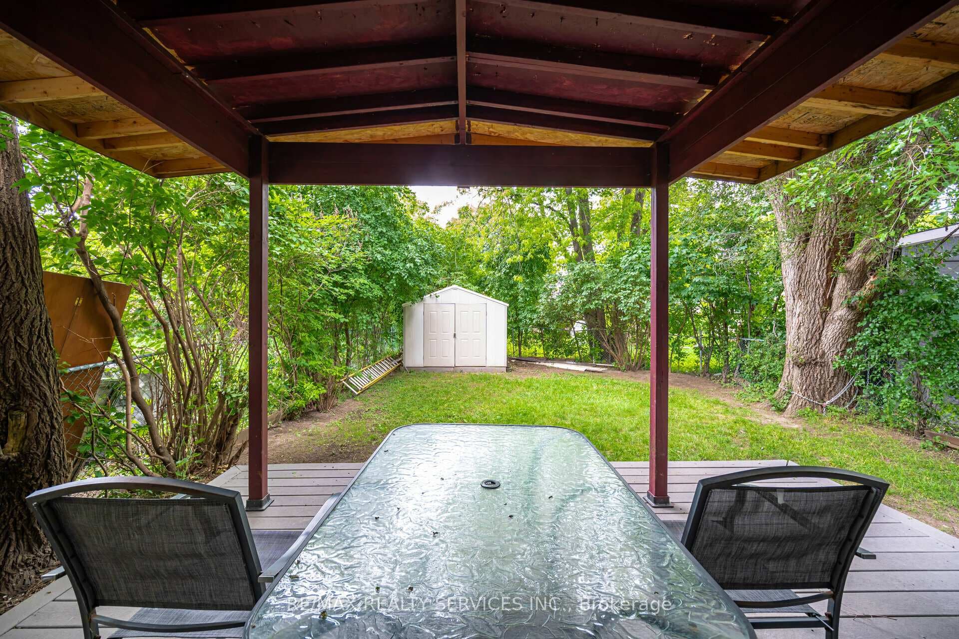 79 Madoc Drive photo 35