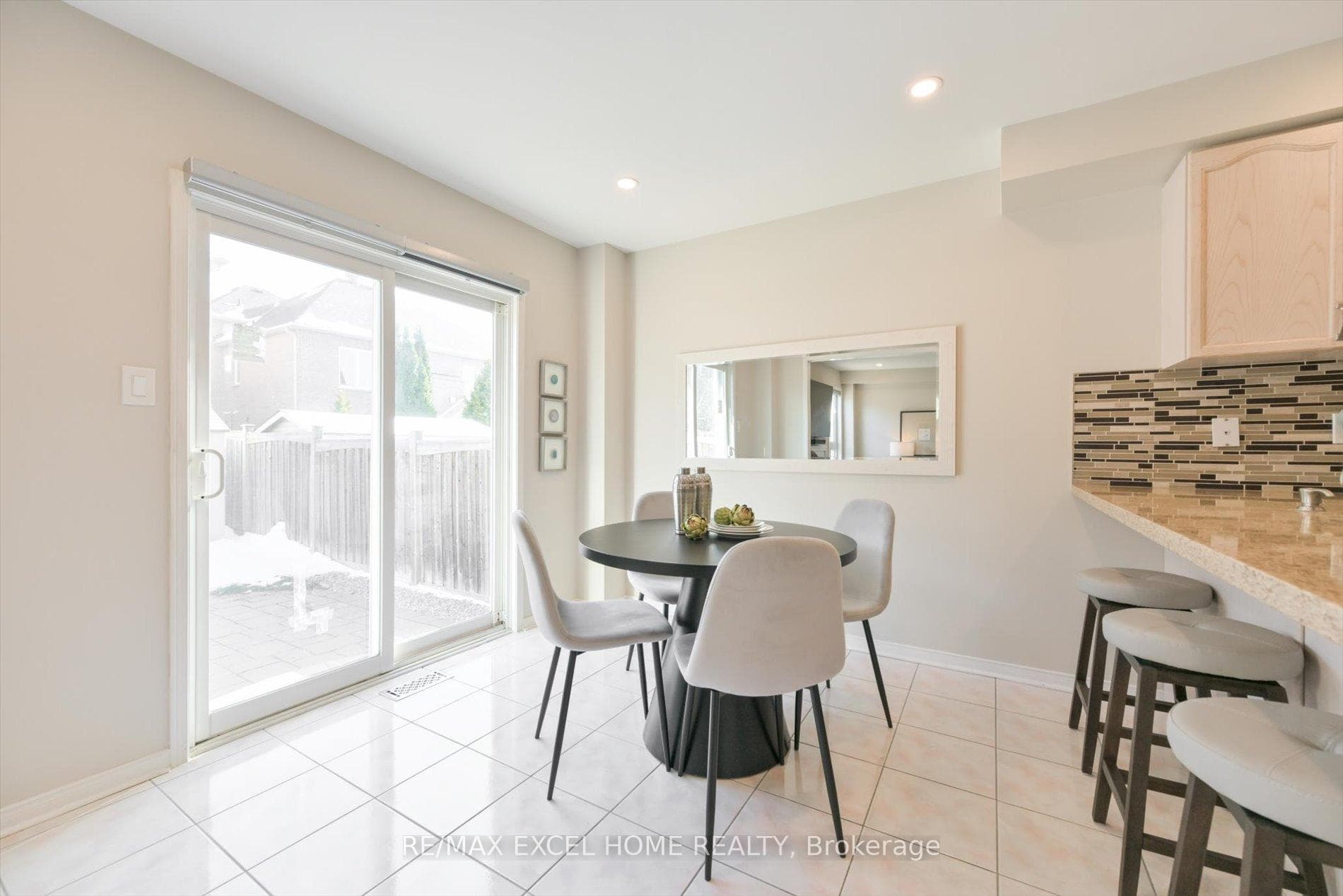 123 River Ridge Boulevard photo 14