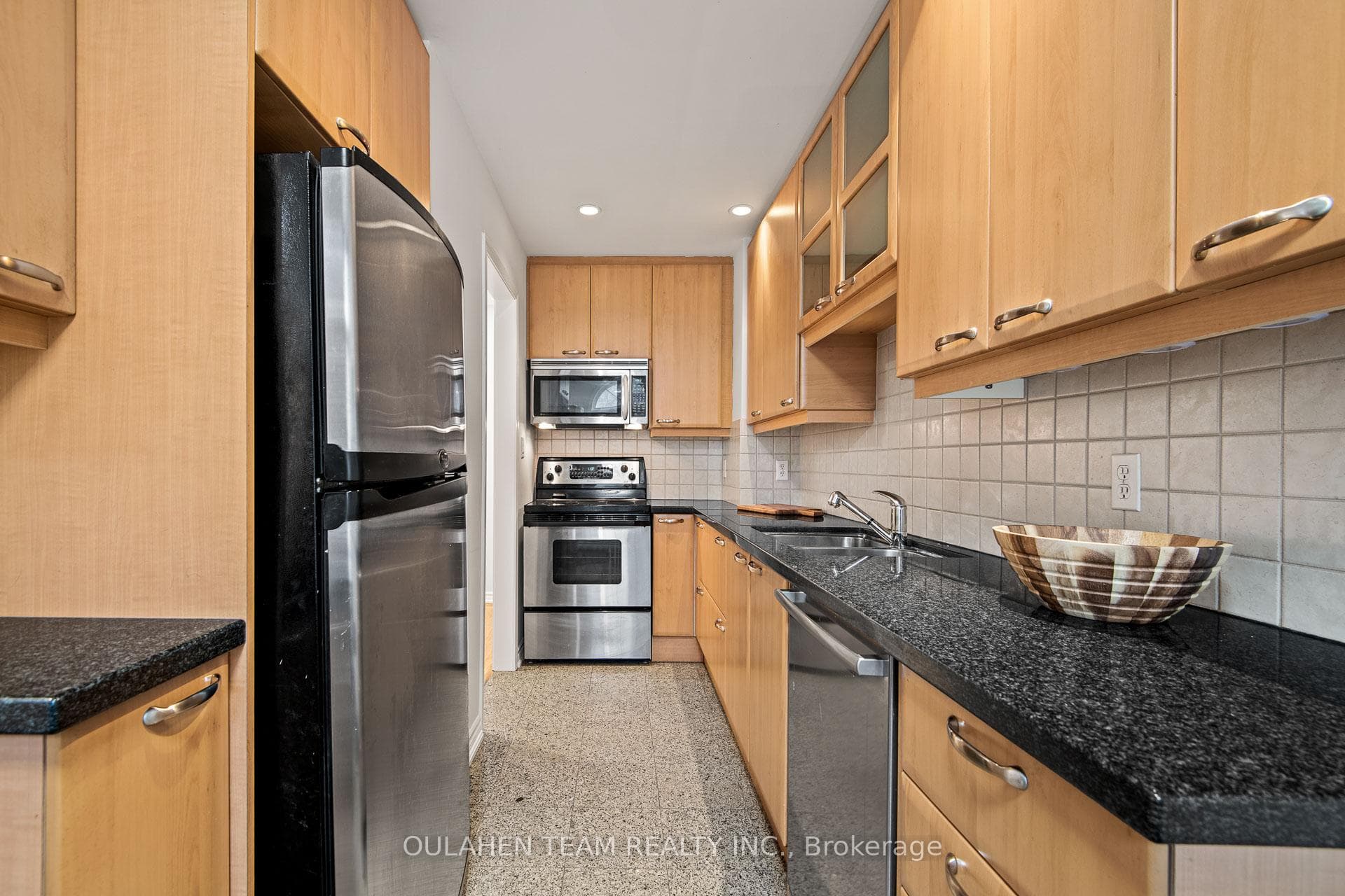 8 Humberstone Drive Unit 210 photo 12