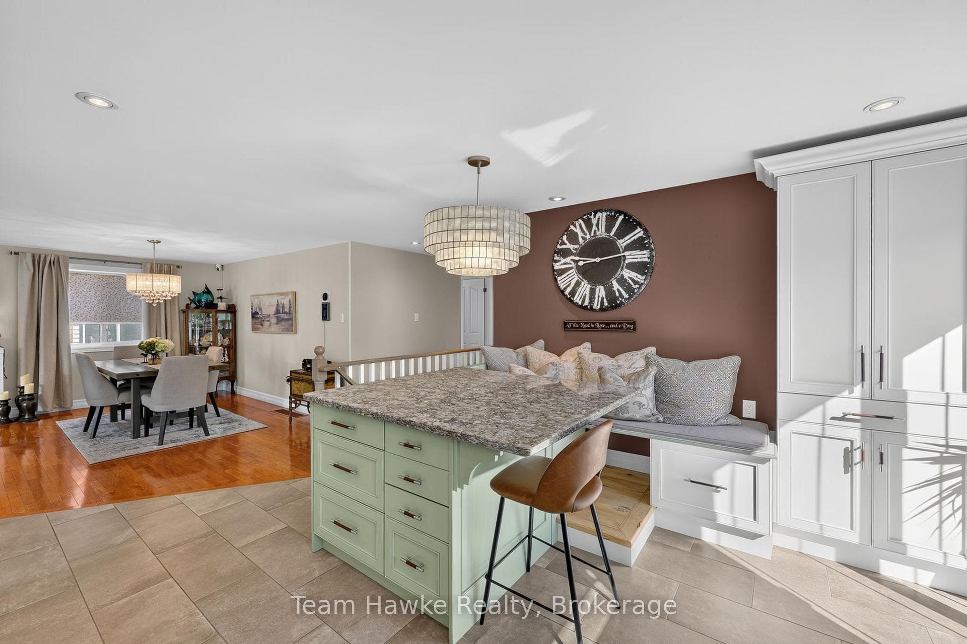 400 Galloway Boulevard photo 9
