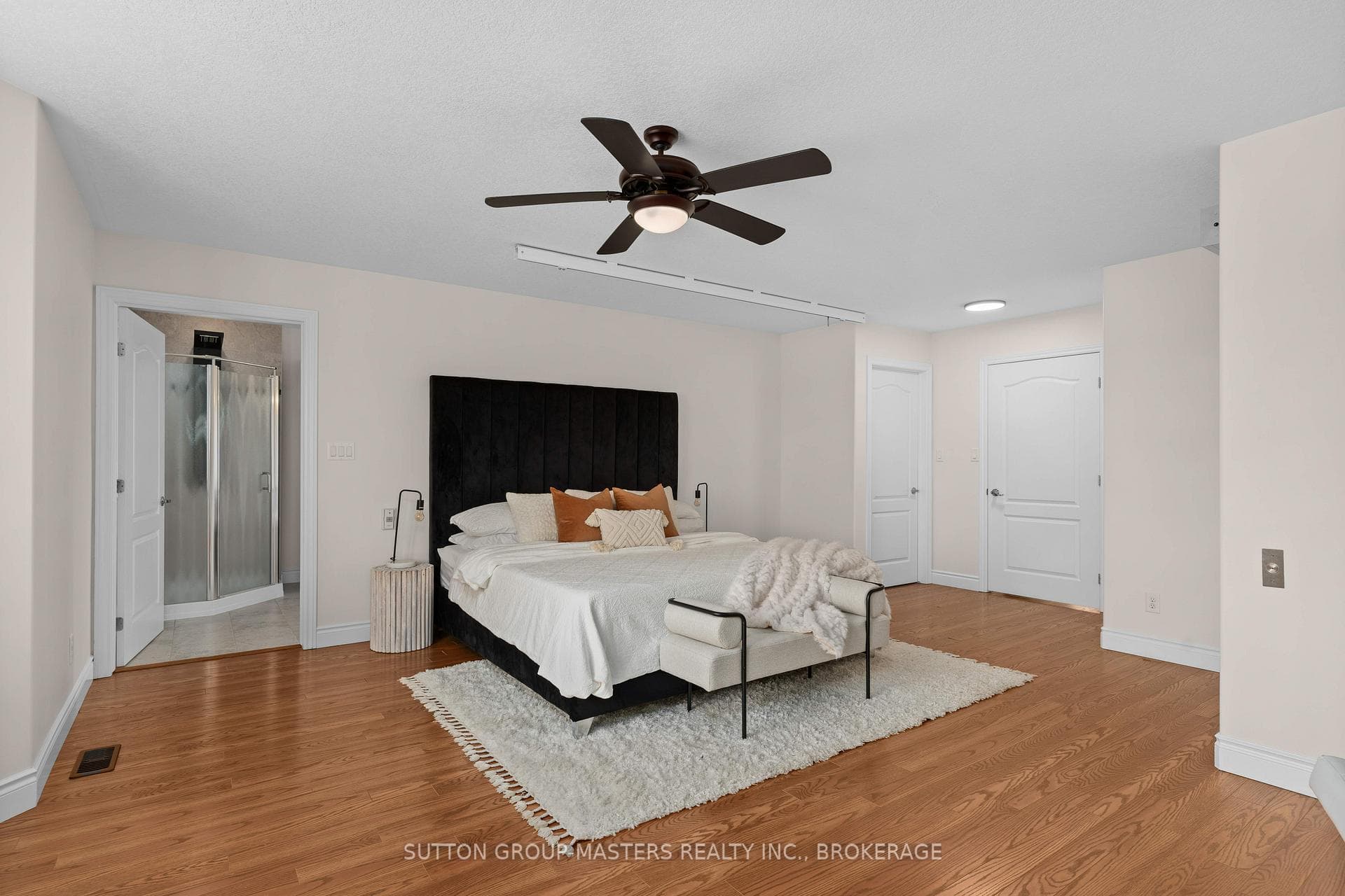 1368 Waterside Way photo 27