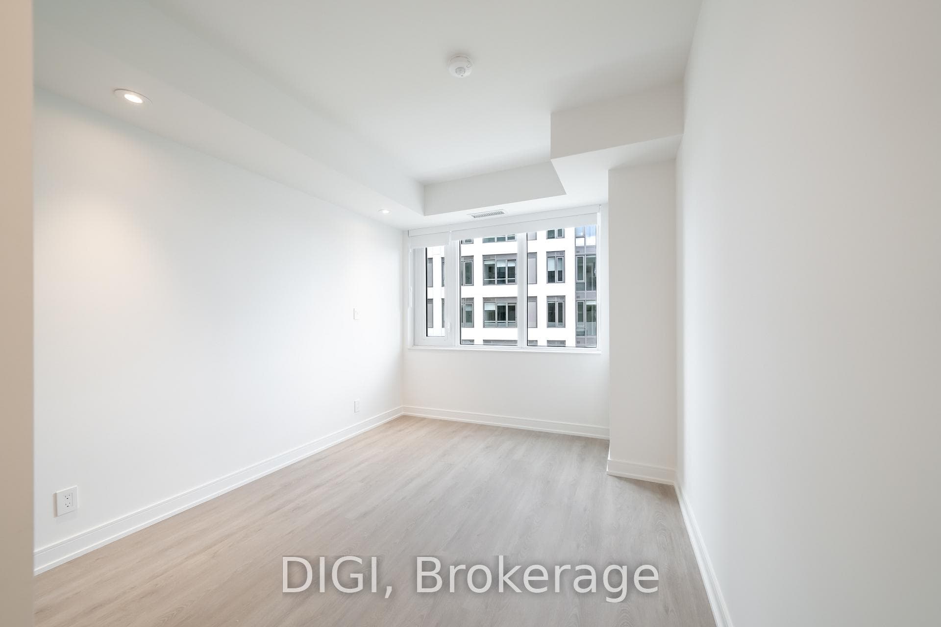 485 Perth Avenue Unit E613 photo 17