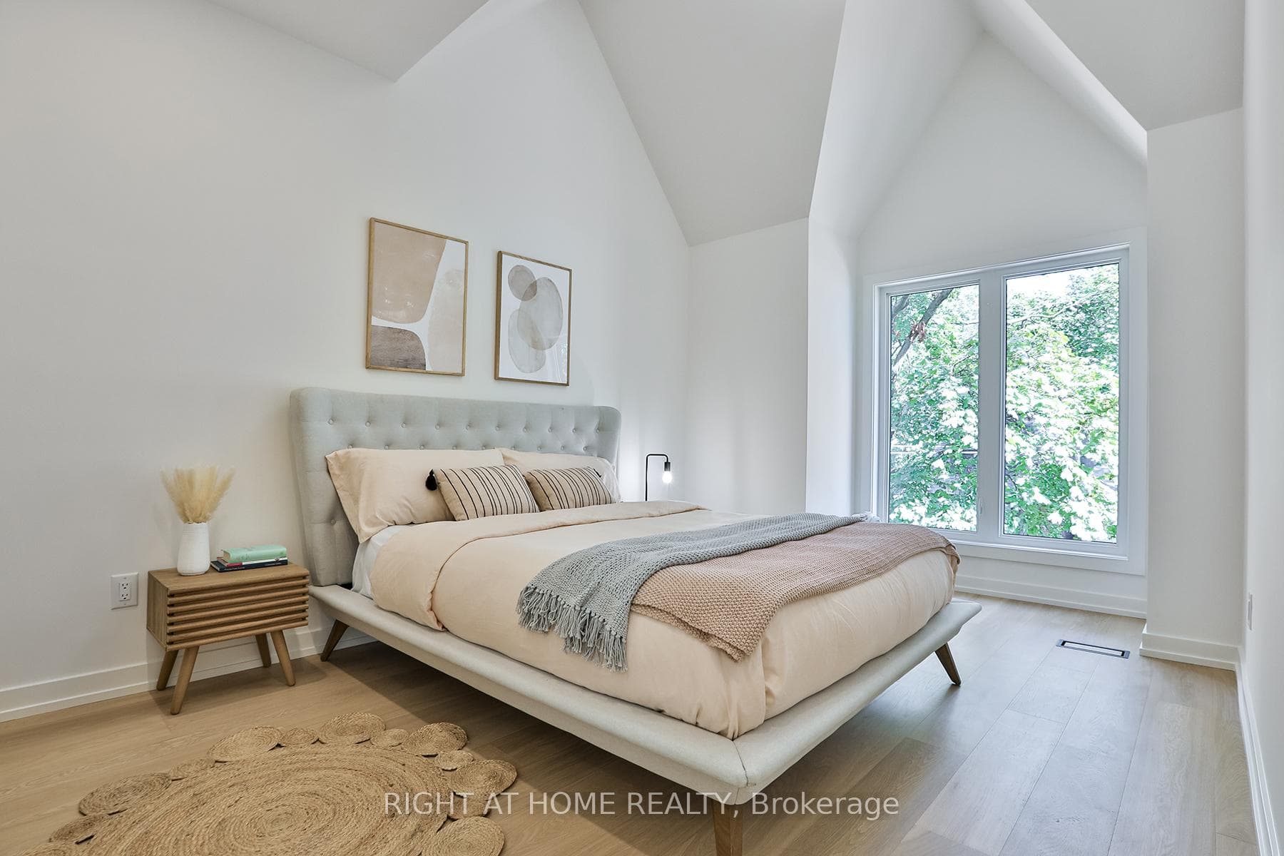 60 Winnifred Avenue photo 31