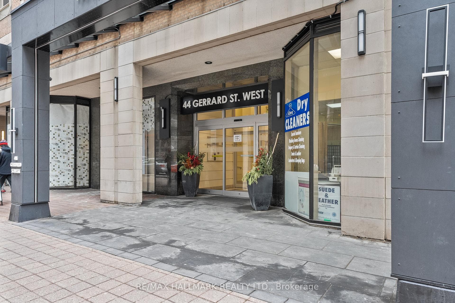 44 Gerrard Street Unit PH08 photo 15