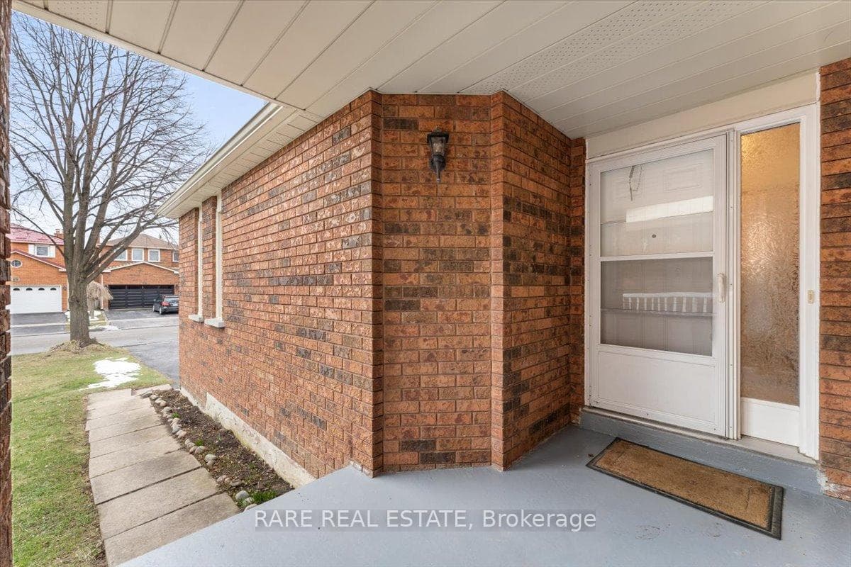 34 Mountfield Crescent photo 2