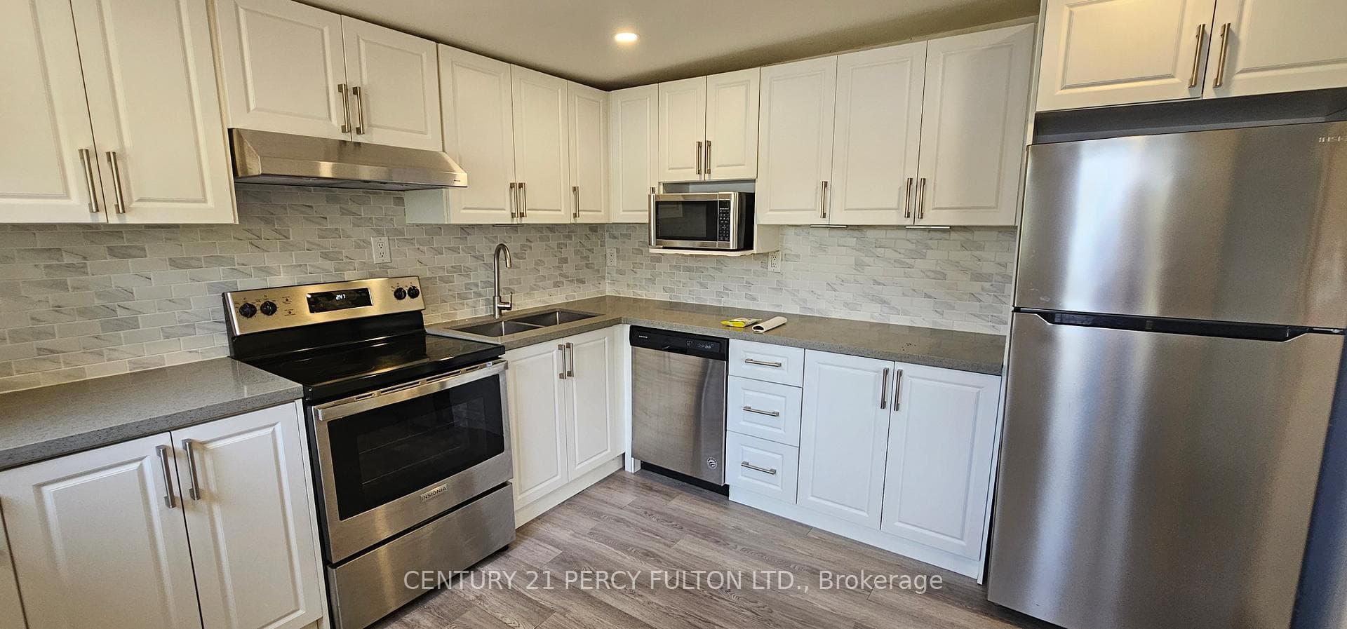 5895 Lakeshore Road photo 5