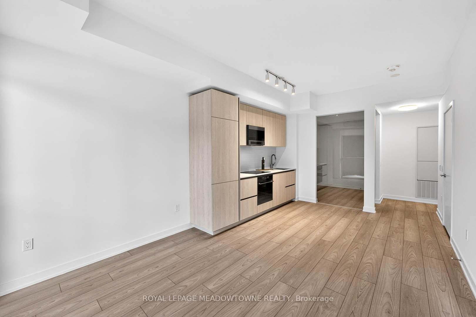 120 Broadway Avenue Unit 205N photo 20