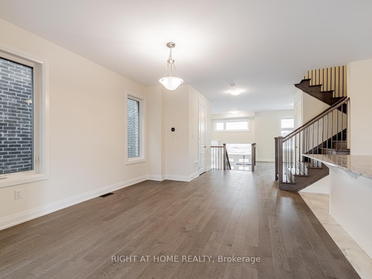 225 Beaverbrae Drive photo 5