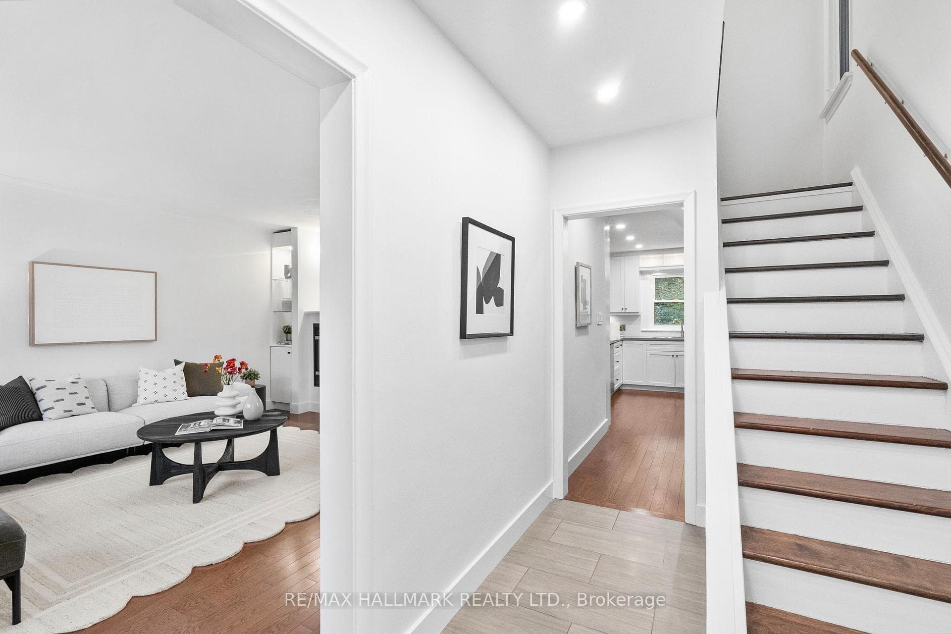 74 Glen Davis Crescent photo 6