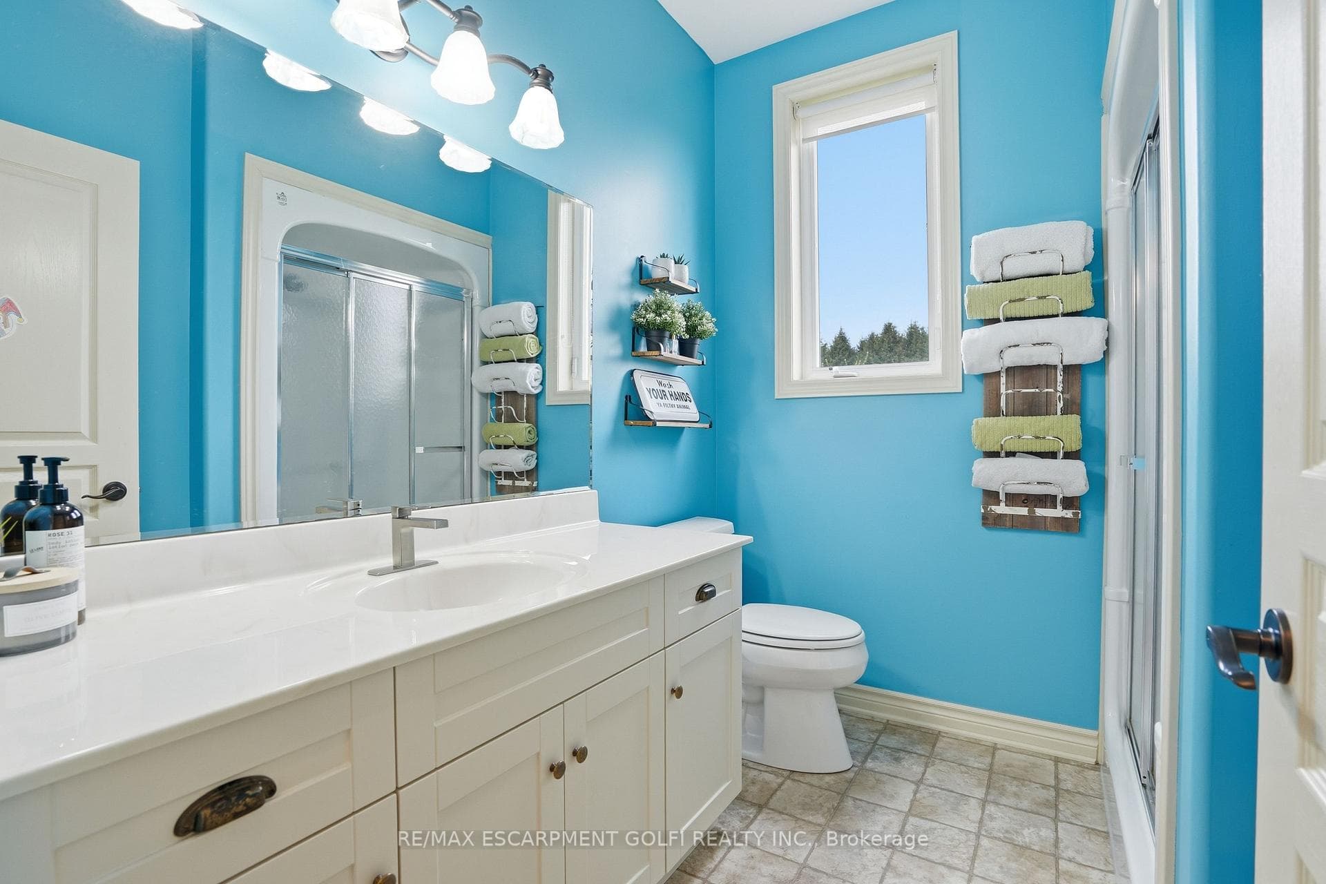 461 TICE Road photo 23