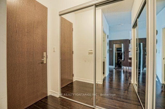 386 Yonge Street Unit 3508 photo 15