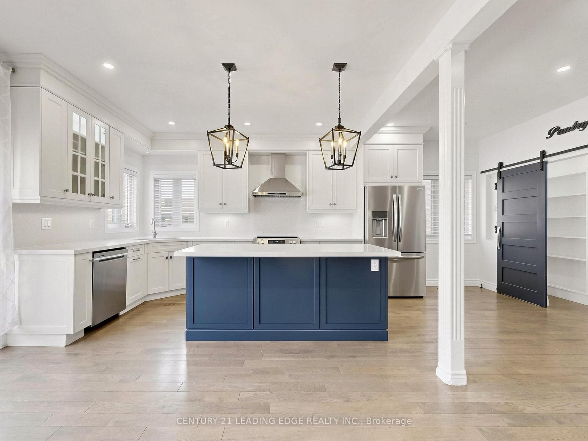 24 Saltspring Drive photo 8