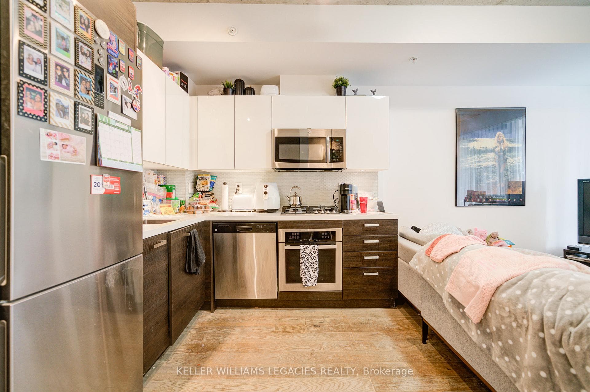 39 Brant Street Unit 420 photo 9