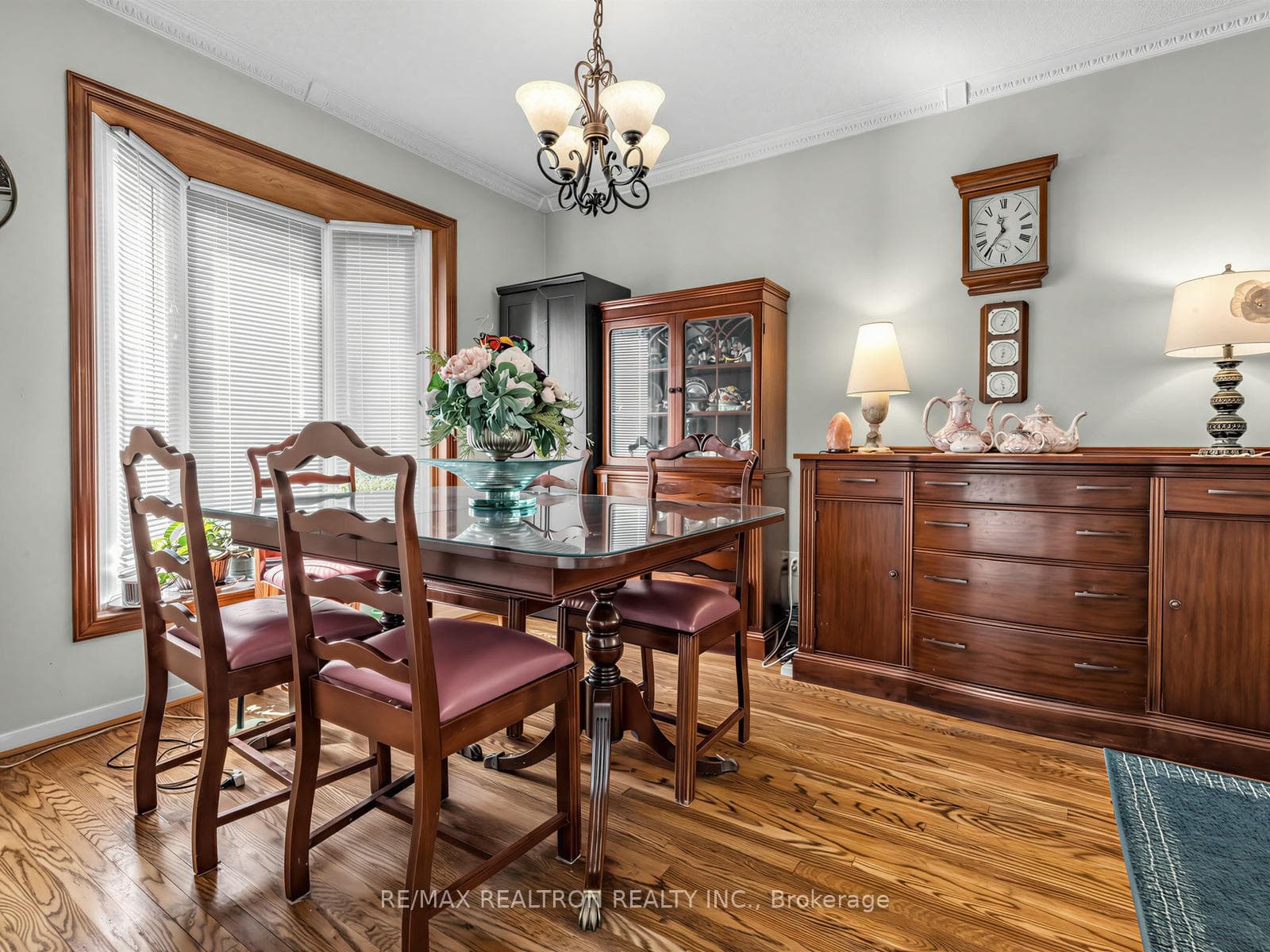 73 Swinton Crescent photo 11