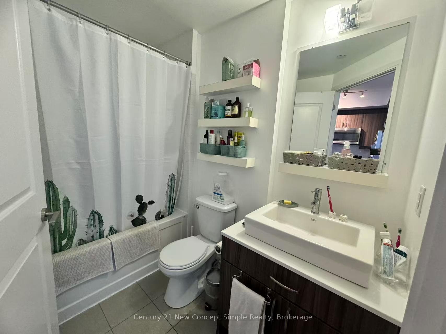 9205 Yonge Street Unit 404 photo 10