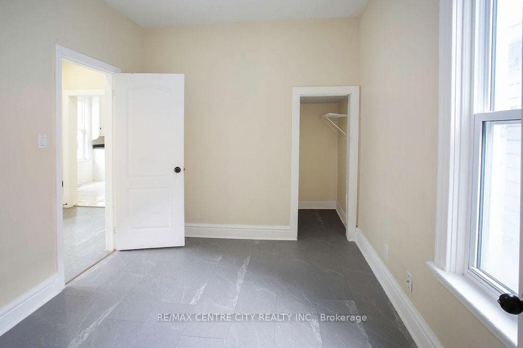 66 Adelaide Street photo 18