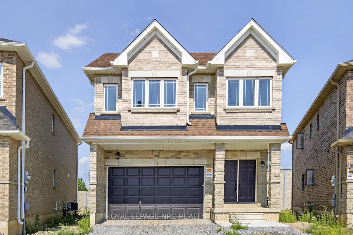 118 PALACE Street photo 1