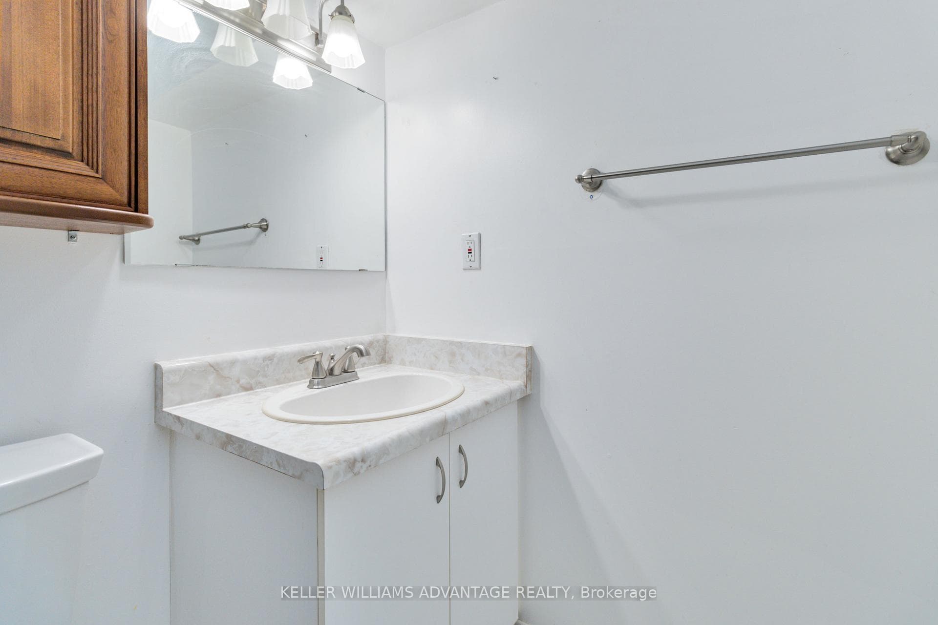 6096 Farmstead Lane Unit Lower photo 11