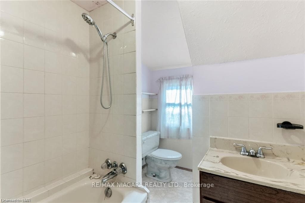 5406 Maple Street photo 13