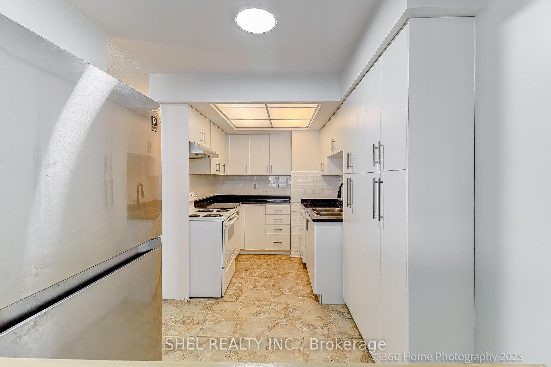 121 Ling Road Unit 1009 photo 8