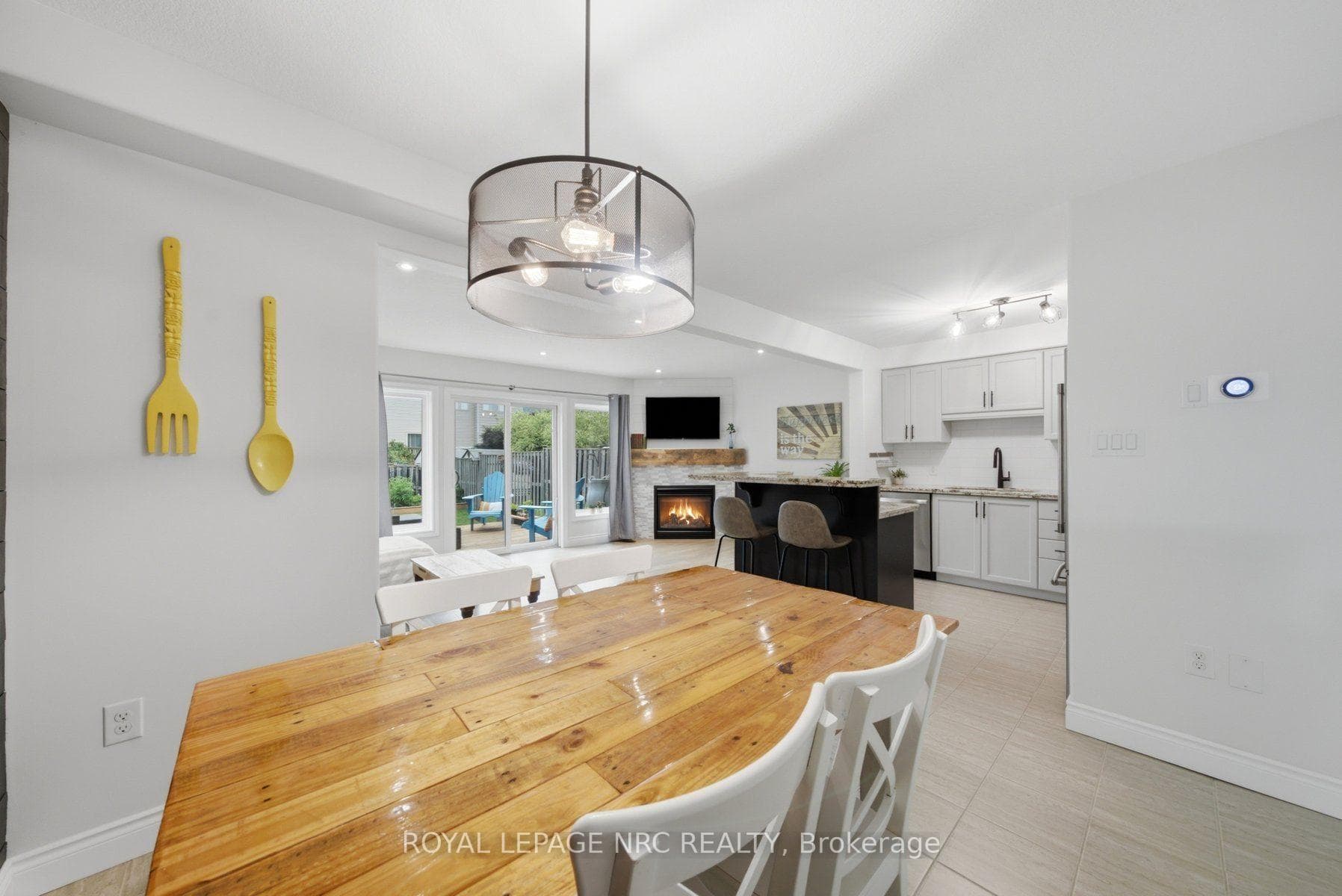 4873 Adam Court photo 8