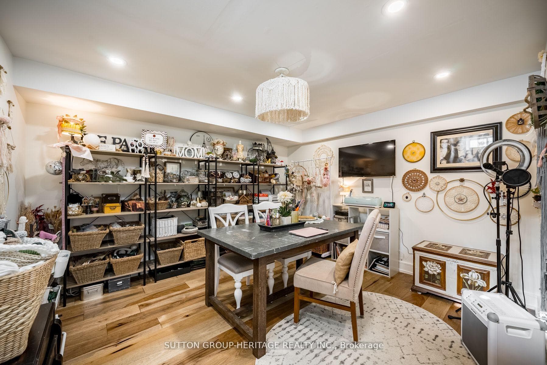 134 Highlands Boulevard photo 31